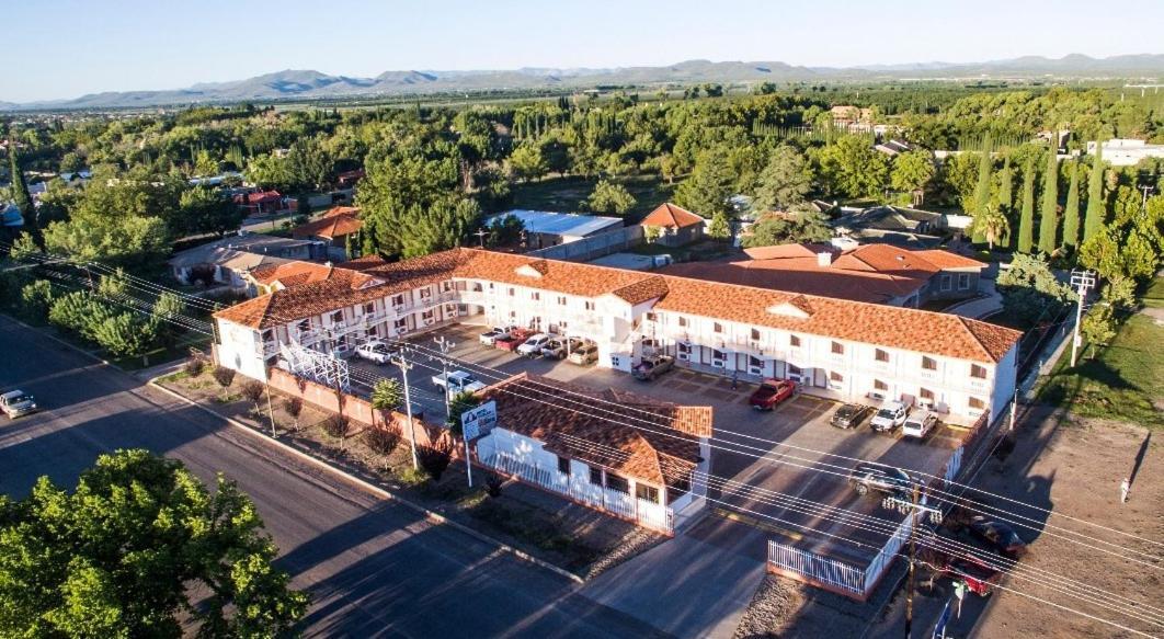 Hotel Dublan Inn Nuevo Casas Grandes Luaran gambar